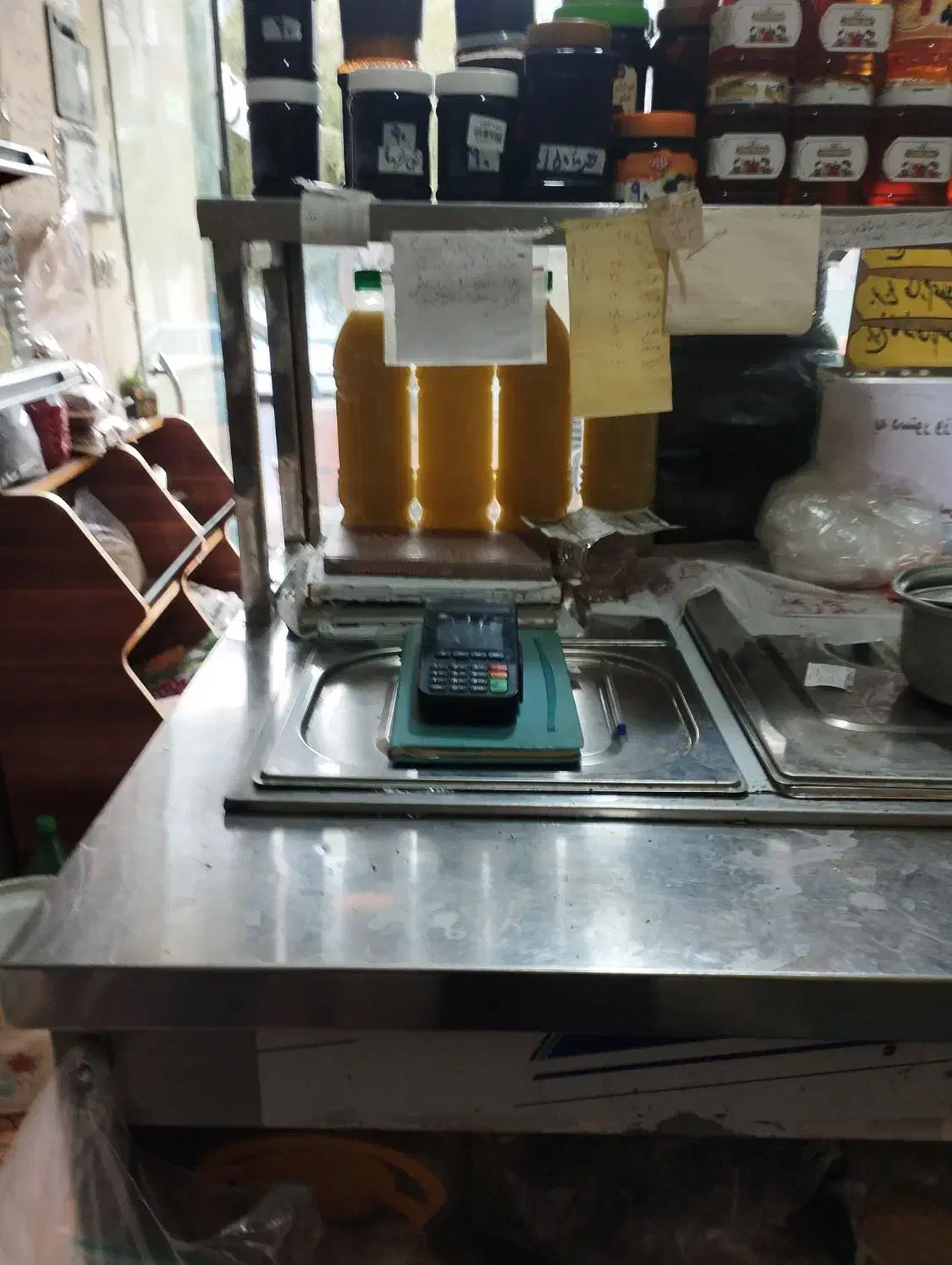 تاپینگ سبزی فروشی ۷ درب با ویترین|فروشگاه و مغازه|قم, شهرک مهدیه (مدرس)|دیوار