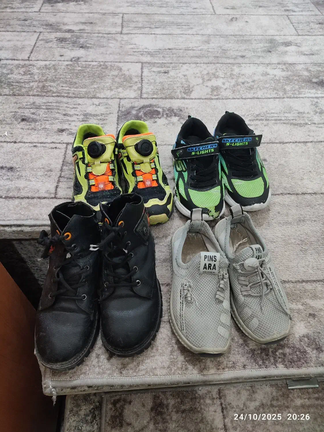 سه جفت کفش بچه گانه ویک پوت|کفش و لباس بچه|بوکان, |دیوار