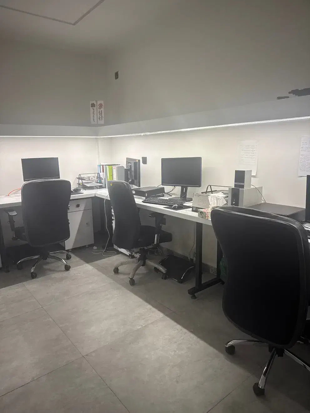 استخدام منشی|استخدام اداری و مدیریت|شیراز, پارک آزادی|دیوار