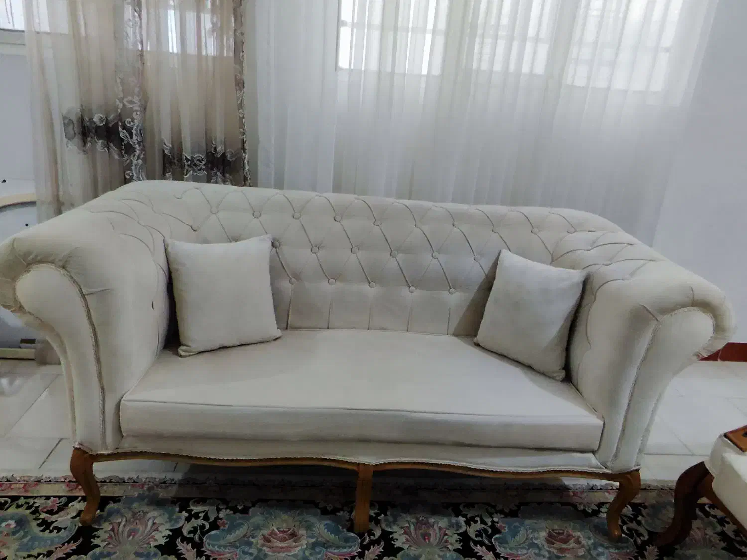 مبل چستر سه نفره سندبلاست|مبلمان خانگی و میز عسلی|باغستان, |دیوار