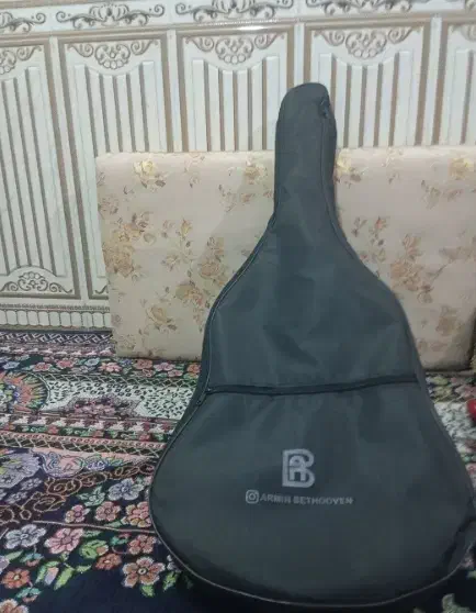 گیتار|گیتار، بیس، امپلیفایر|دهدشت, |دیوار