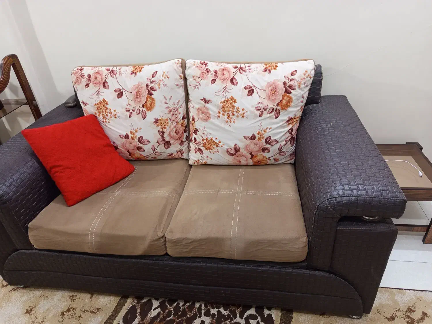 مبل هفت نفره|مبلمان خانگی و میز عسلی|مشهد, شهرک رازی (شهرک غرب)|دیوار