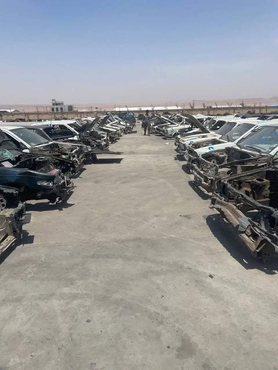 مرکز اسقاط خریدار خودرو فرسوده و بازیاقت|خودرو سواری و وانت|کرج, محمد آباد|دیوار