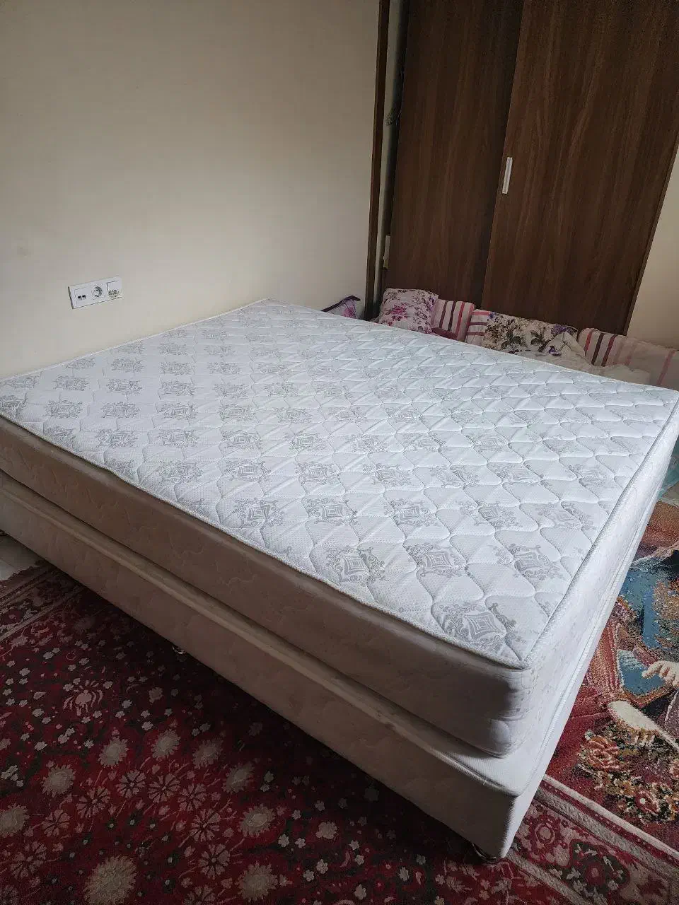 خوشخواب ۱۶۰×۲ با زیر تختی|تشک تختخواب|تهران, سوهانک|دیوار