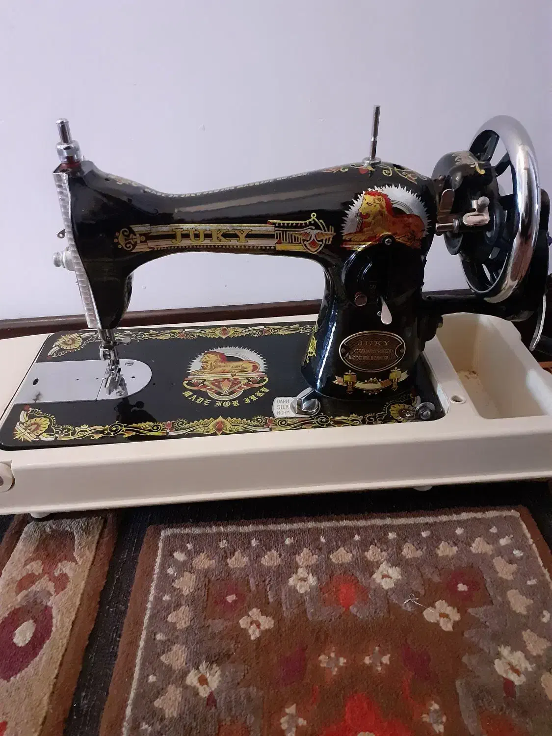 چرخ خیاطی|چرخ خیاطی و ریسندگی|تنکابن, |دیوار