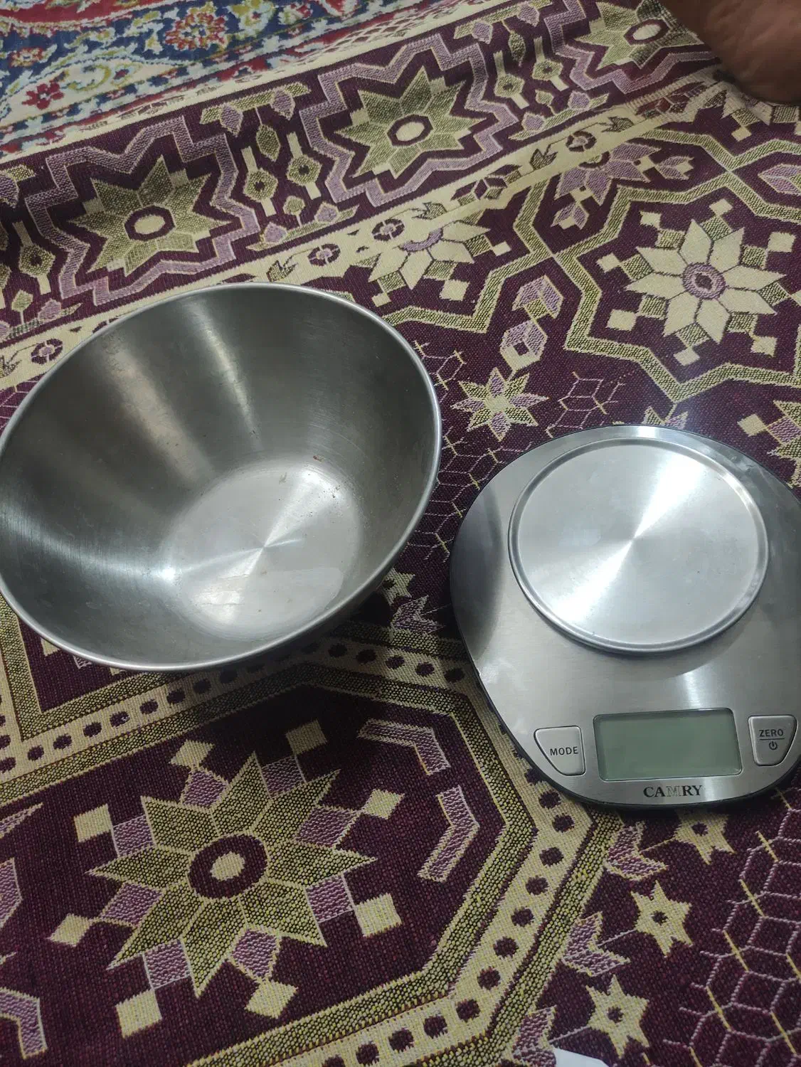 ترازو|ظروف پخت‌وپز|گرگان, |دیوار