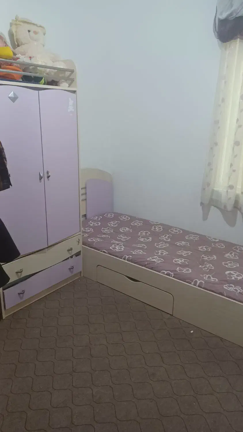 تخت و کمد نوجوان|تخت و سرویس خواب|تهران, خانی‌آباد|دیوار