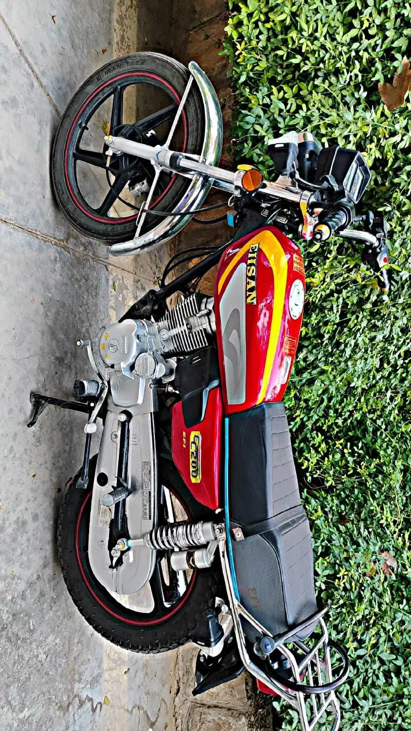 احسان 200 مدل 404|موتورسیکلت|شیراز, شهرک مهدیآباد|دیوار