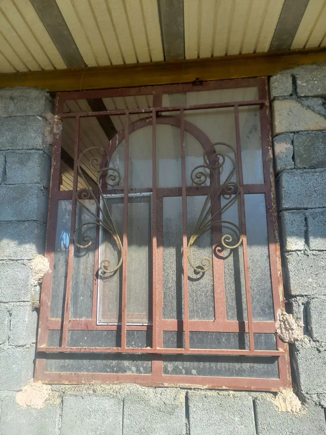 درب و پنجره فرفوژه نو|مصالح و تجهیزات ساختمان|نجف‌آباد, قلعه سفید|دیوار