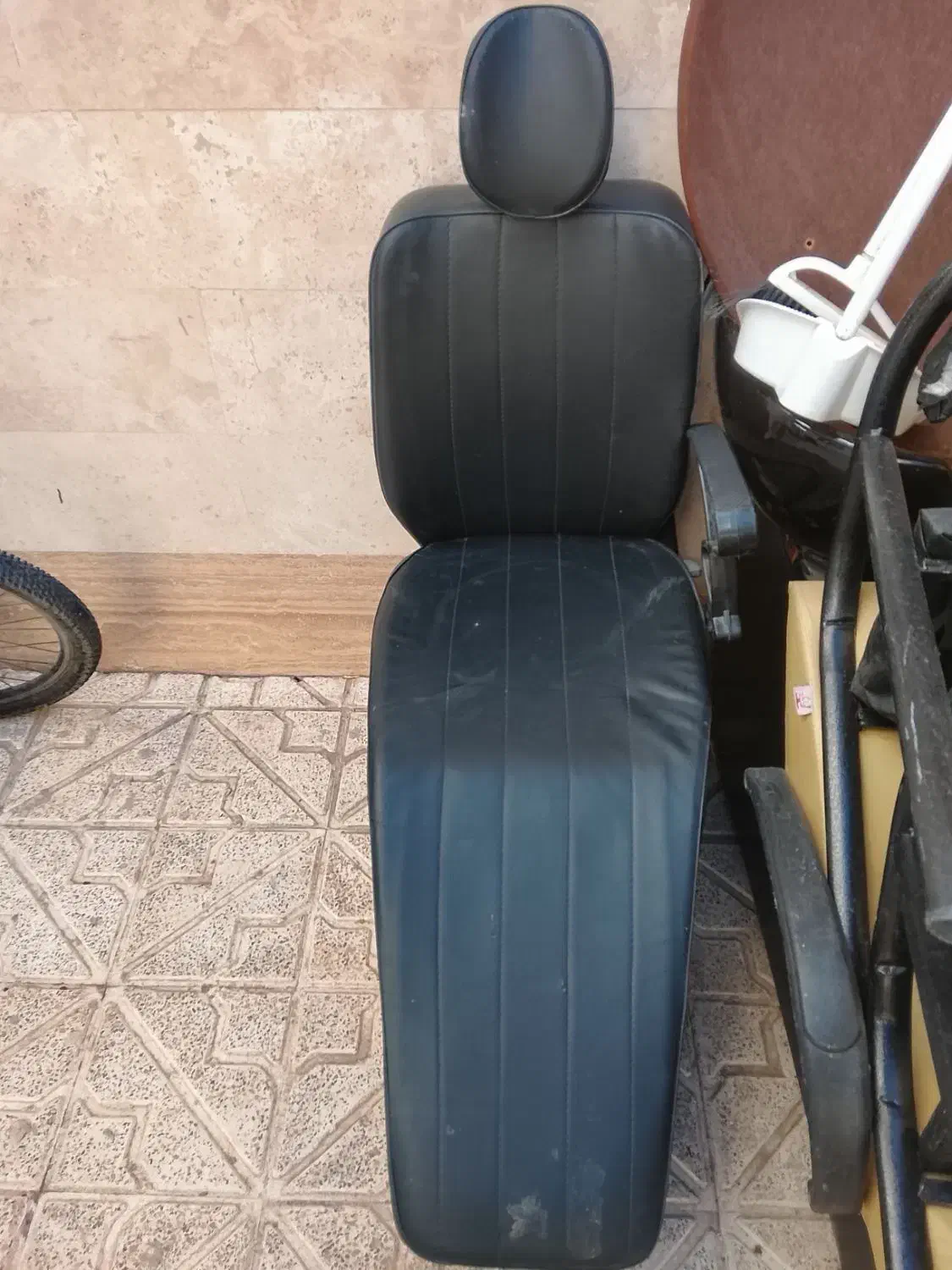 صندلی ارایش|آرایشگاه و سالنهای زیبایی|زنجان, |دیوار