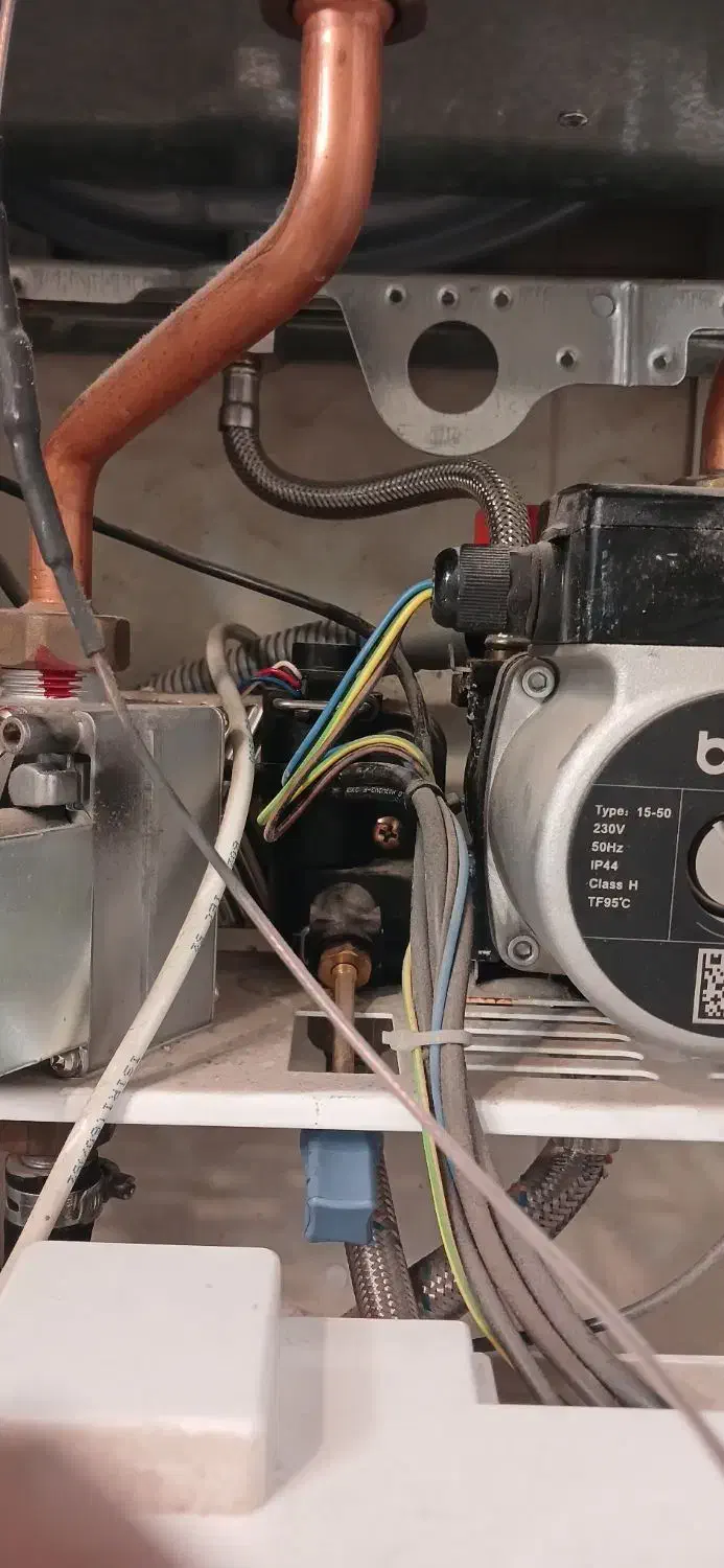 تعمیرات پکیچ و کولرگازی داکت اسپلیت آبگرمکن|خدمات پیشه و مهارت|تهران, بریانک|دیوار