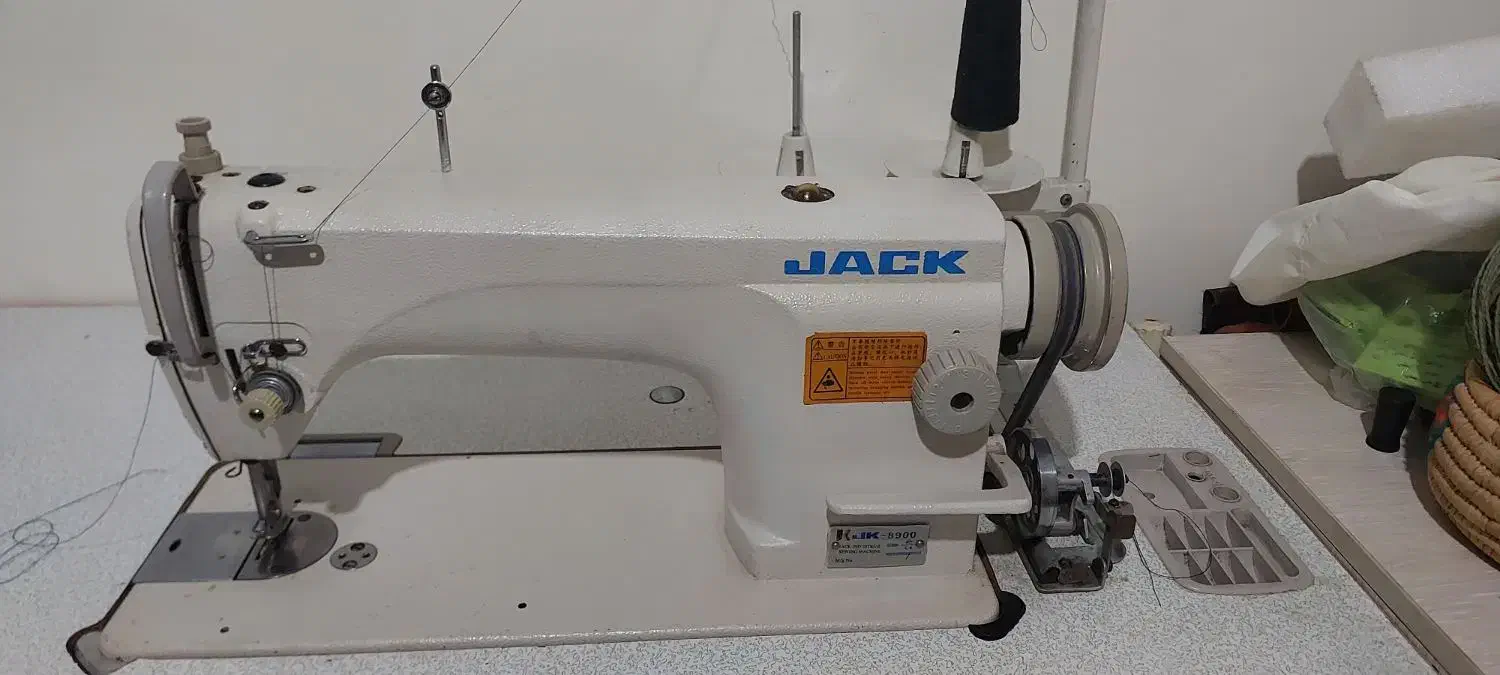 چرخ خیاطی جک درحدنوبسیار تمیز وکم کار کرد|چرخ خیاطی و ریسندگی|تهران, شهران جنوبی|دیوار