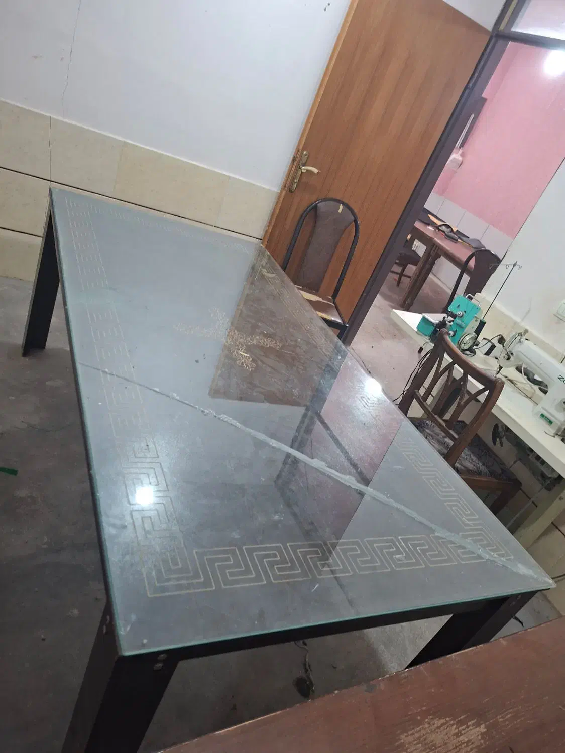 میز غذا خوری|میز و صندلی غذاخوری|رامهرمز, |دیوار