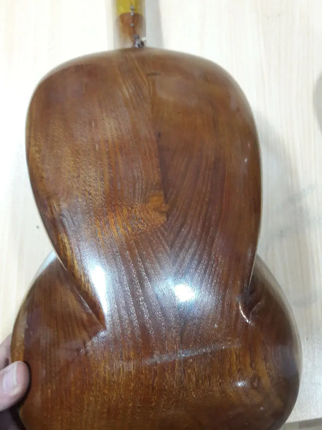 تار محسن نجاتی|سازهای سنتی|بندر انزلی, سی متری|دیوار