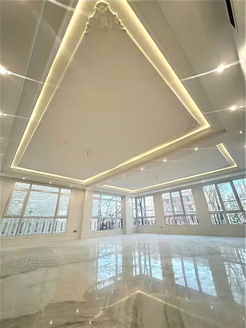 ۱۶۵ متر ۳ خواب تکواحدی ژورنالی/۲ پارکینگ سندی