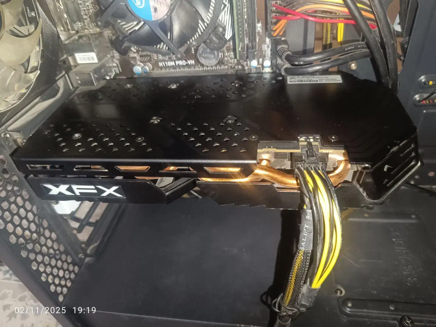 کارت گرافیک XFX RX 580 8GB سالم و تست شده|قطعات و لوازم جانبی رایانه|شیراز, صاحب الزمان|دیوار