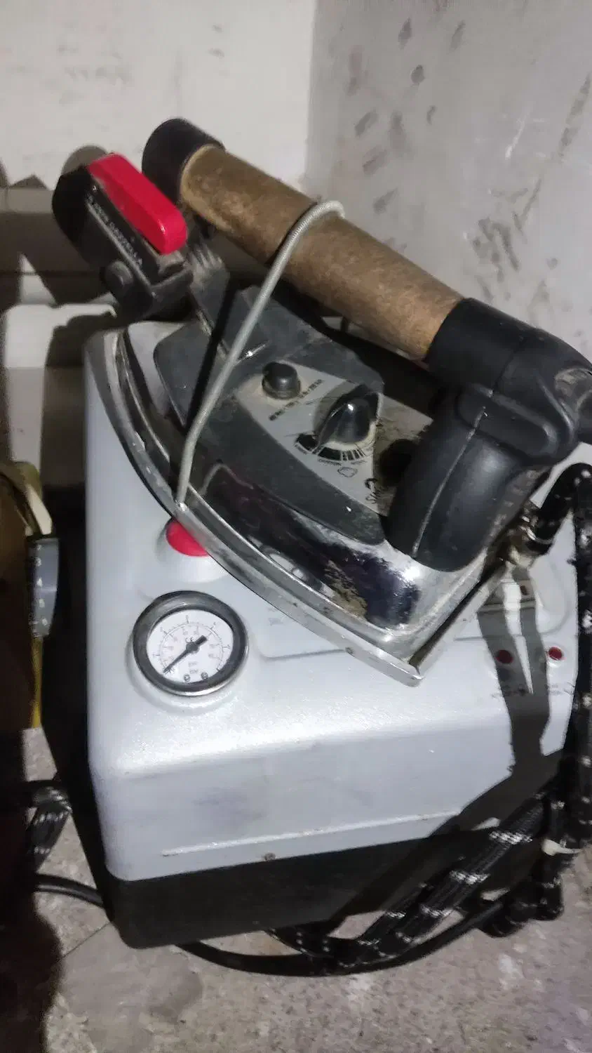 اتو بخار. سالم|اتو و لوازم اتو|ملایر, |دیوار