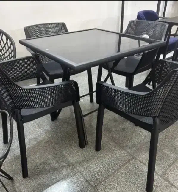 صندلی پلاستیکی غذاخوری مدل Tiyara / گلشهر|میز و صندلی غذاخوری|کرج, گلشهر|دیوار