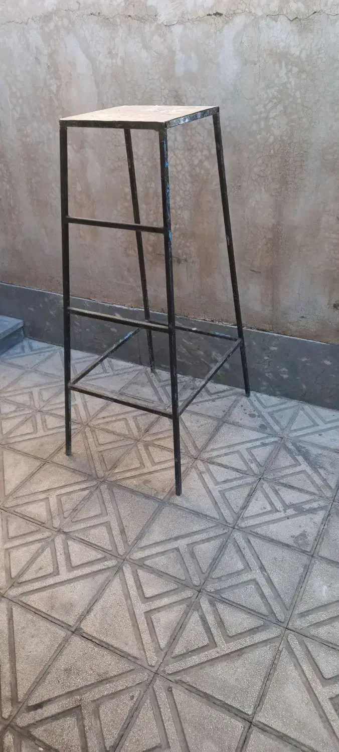 چهار پاییه بلند و محکم با فلز محکم|ابزارآلات|کامیاران, |دیوار