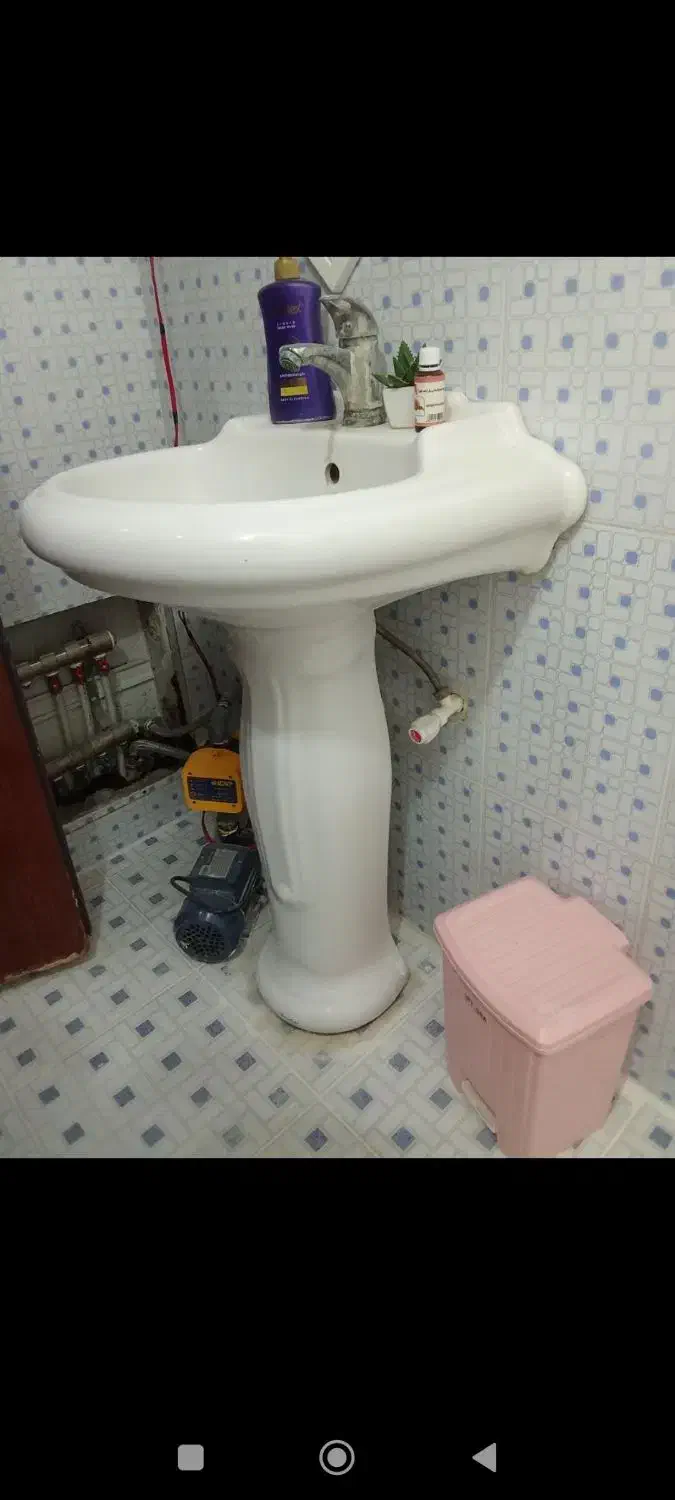 سنگ روشویی با پایه کاملا سالم|لوازم سرویس بهداشتی|مشهد, امیریه|دیوار