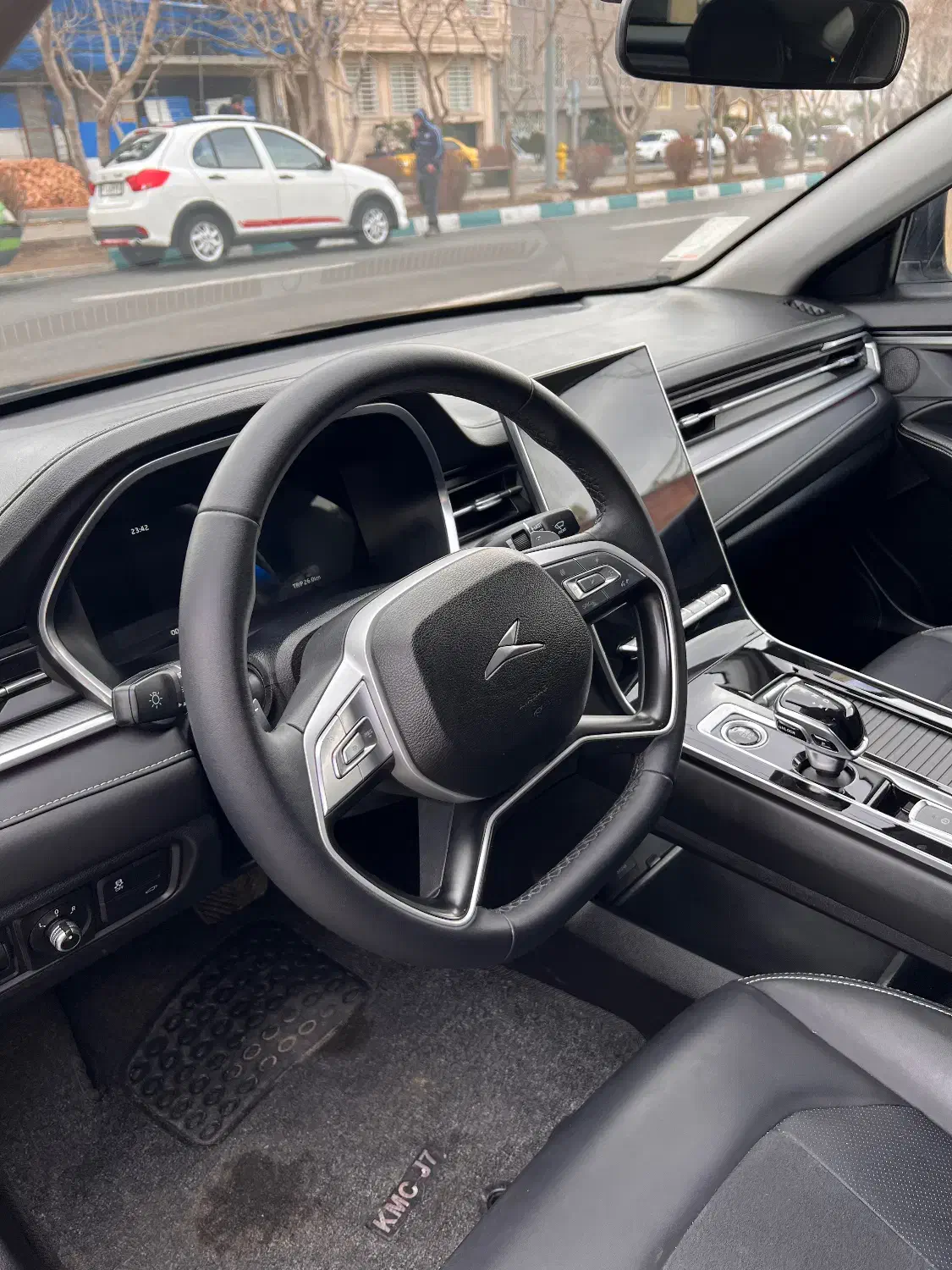 Kmc j7|خودرو سواری و وانت|تهران, گلستان (شهرک راه آهن)|دیوار