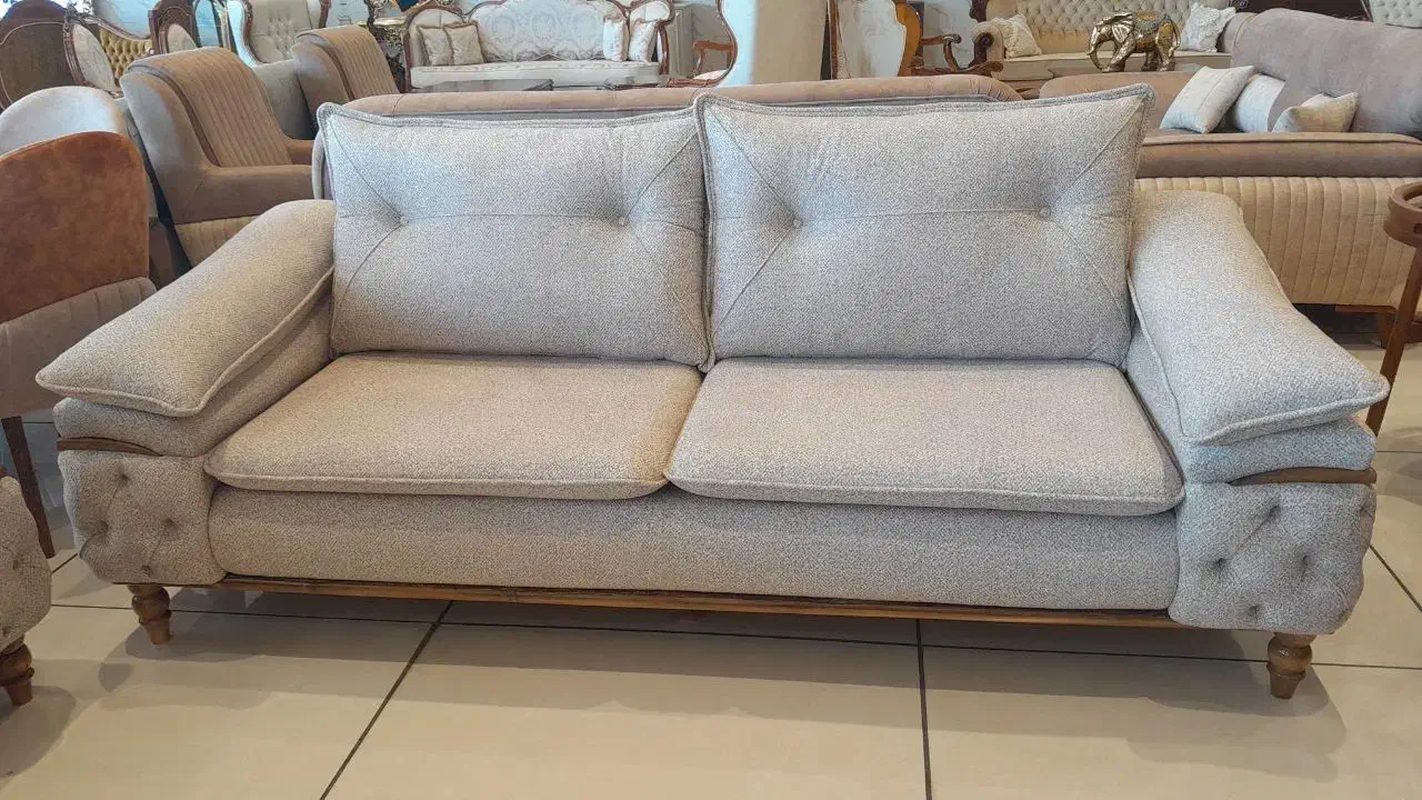 مبل راحتی وی آی پی|مبلمان خانگی و میز عسلی|جلفا, |دیوار