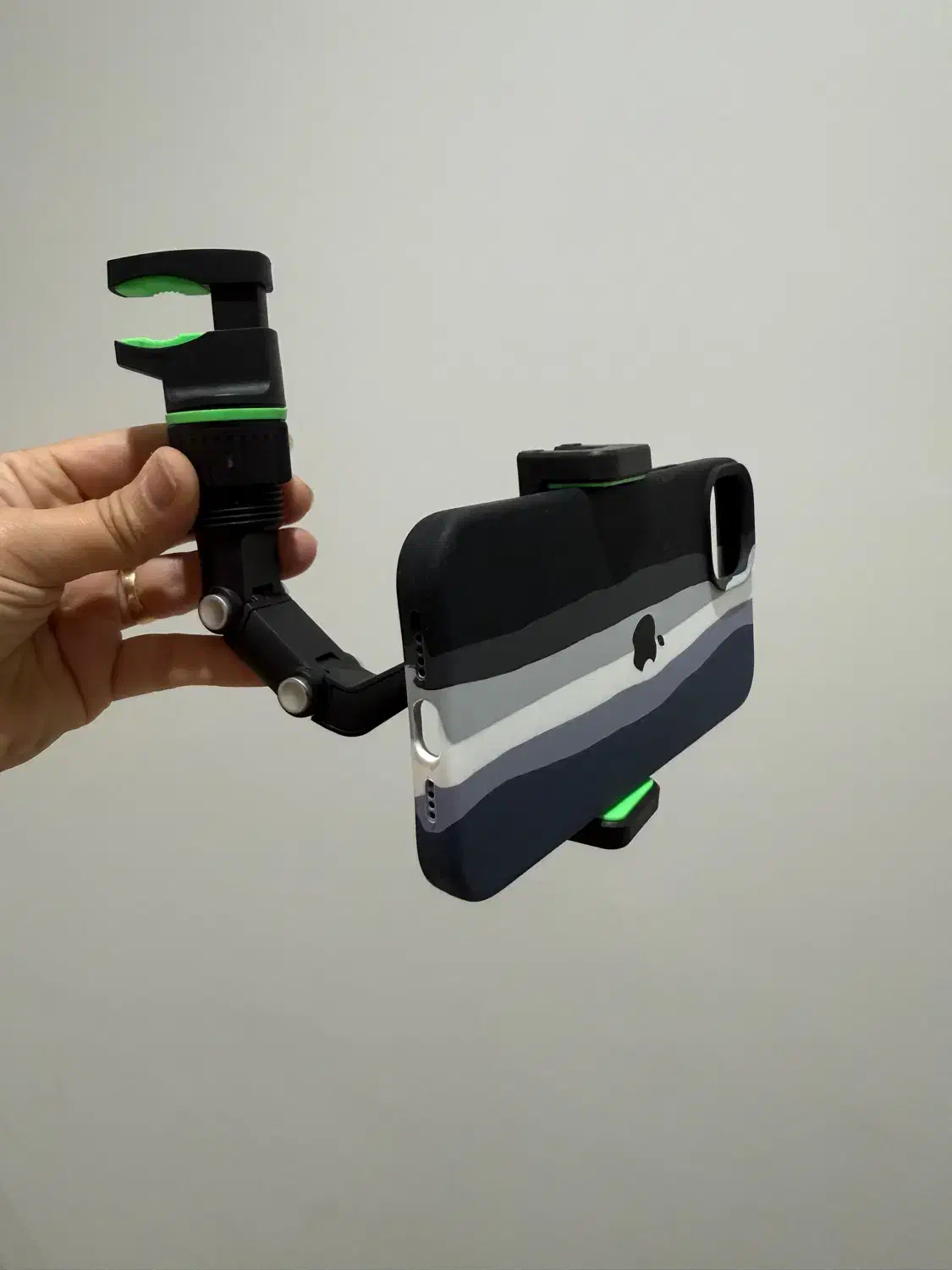 هولدر گوشی برای ماشین|لوازم جانبی موبایل و تبلت|زنجان, |دیوار