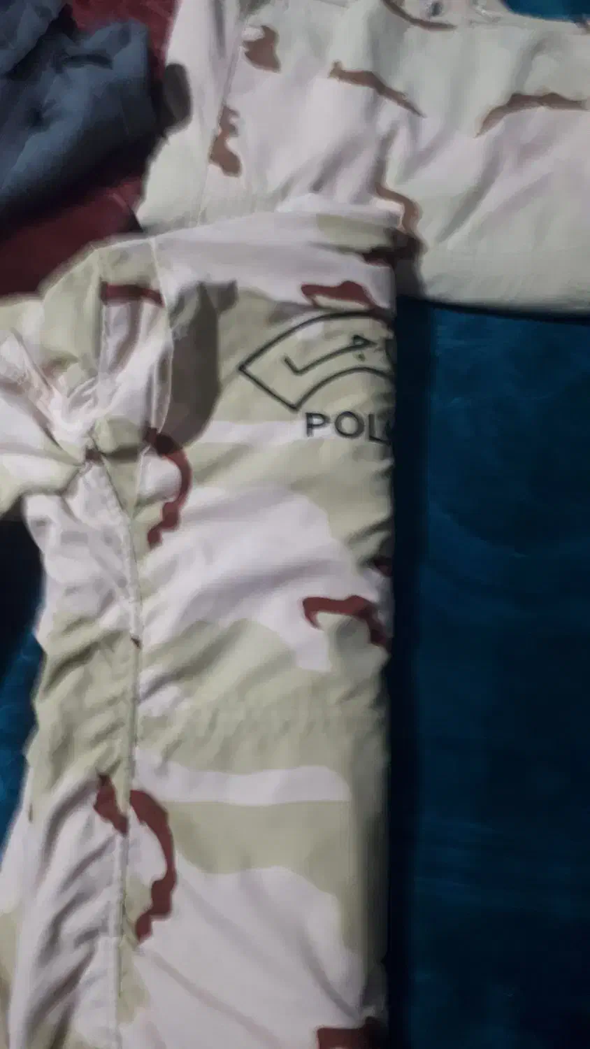 کلاه و لباس و اورکت مرزبانی|لباس|گناباد, |دیوار