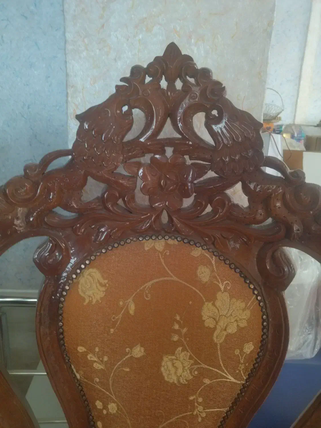 مبل کلاسیک در حدنو|مبلمان خانگی و میز عسلی|انار, |دیوار