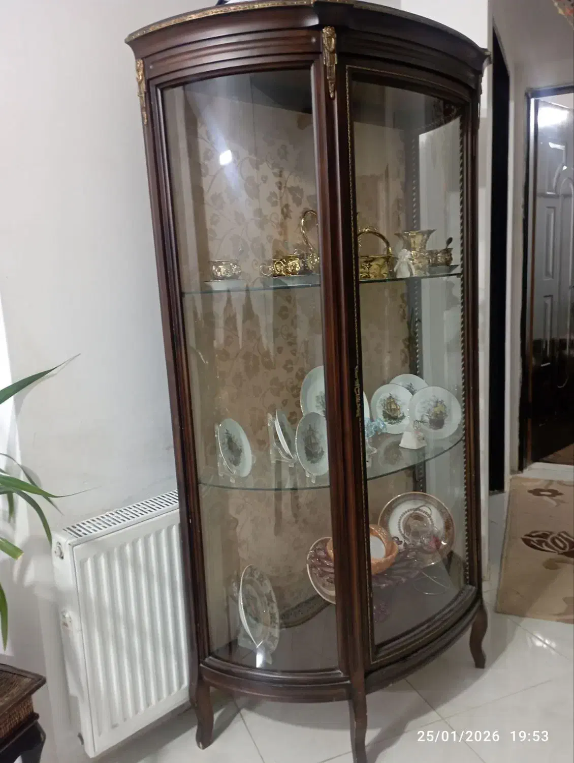 لوازم منزل|بوفه، ویترین، کنسول|گلبهار, شهر جدید گلبهار|دیوار