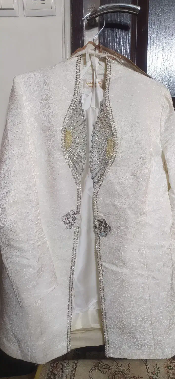 کت و شلوار مجلسی زنانه|لباس|ری, شهادت|دیوار