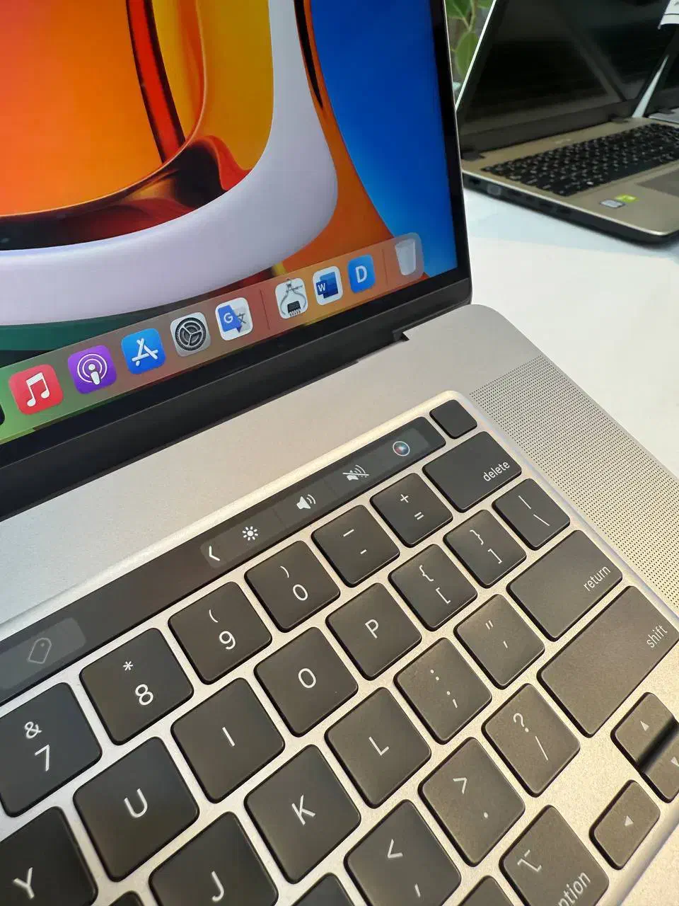 Macbook pro 2019|رایانه همراه|شیراز, ملاصدرا|دیوار