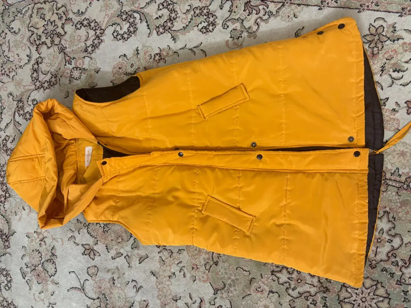 پافر مموری داخل پشم شیشه|لباس|اصفهان, کوی شهید کشوری|دیوار