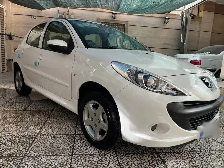 پژو ۲۰۷پانا فول ارتقا|خودرو سواری و وانت|خمینی‌شهر, |دیوار