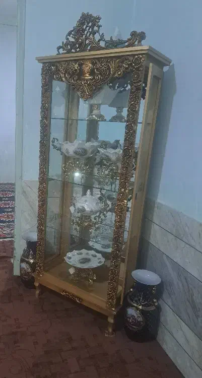 ویترین برای جابه جایی میخوام بفروشم|بوفه، ویترین، کنسول|لردگان, |دیوار