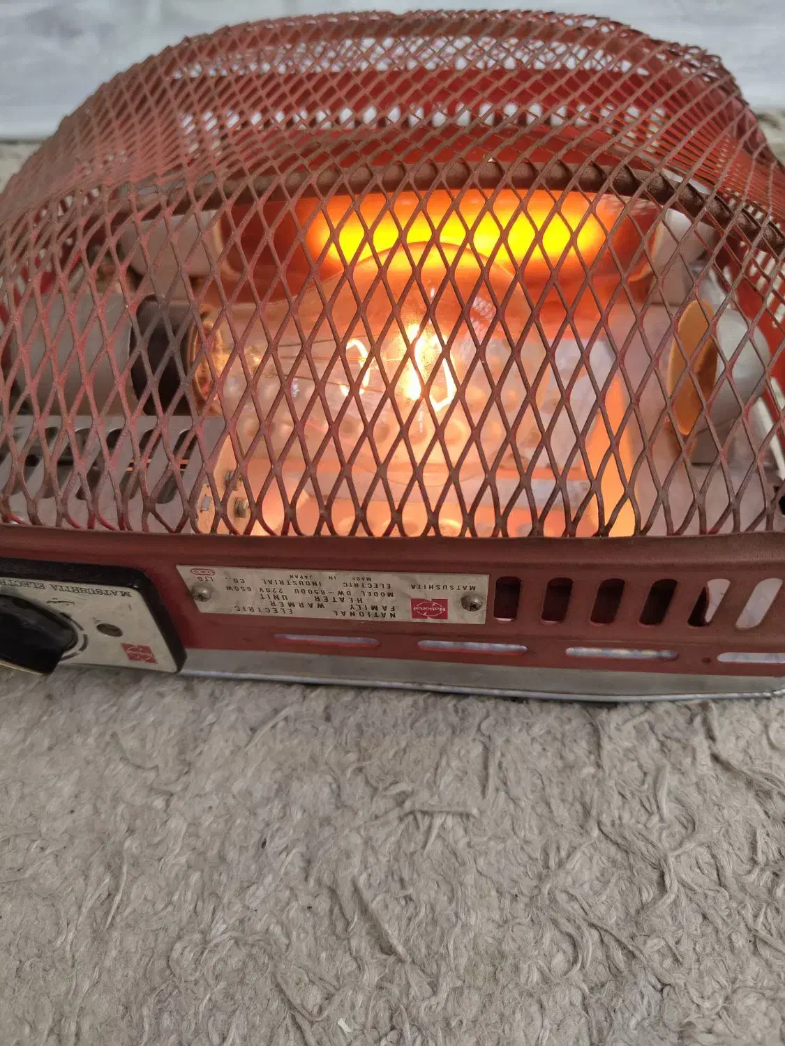 کرسی لامپی ناسیونال ژاپن|بخاری، هیتر، شومینه|ساوه, |دیوار