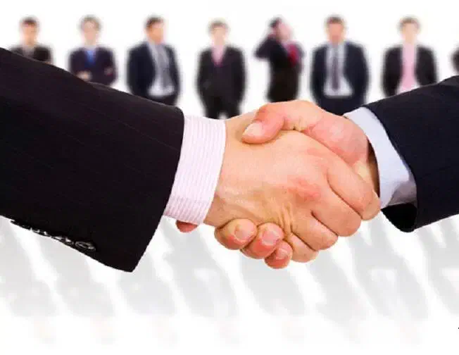 کار فروش ویزیتوری نیست|استخدام اداری و مدیریت|کرمانشاه, |دیوار