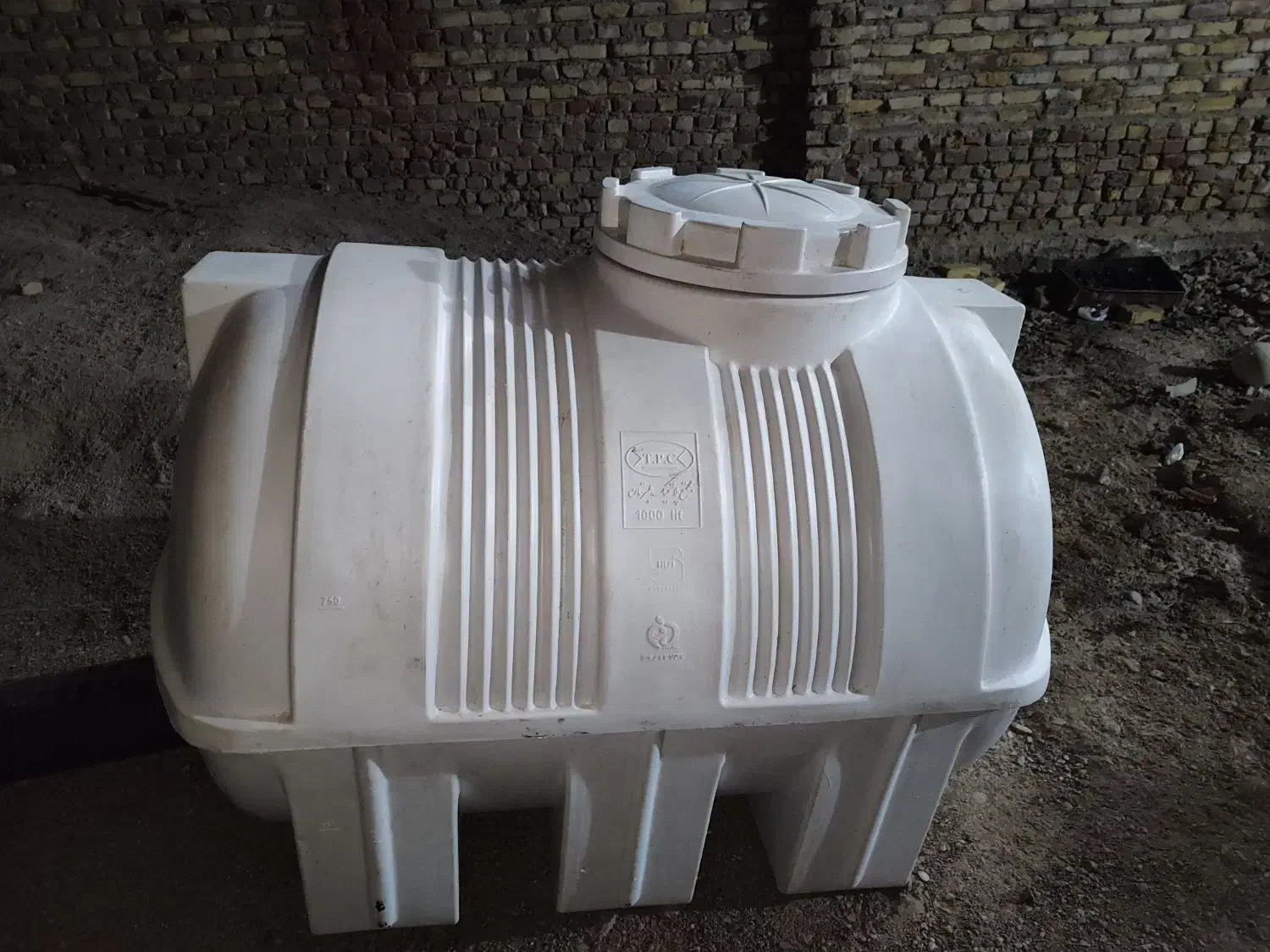 تانکر هزار لیتری طبرستان در حد خشک وغیره|مصالح و تجهیزات ساختمان|زابل, |دیوار