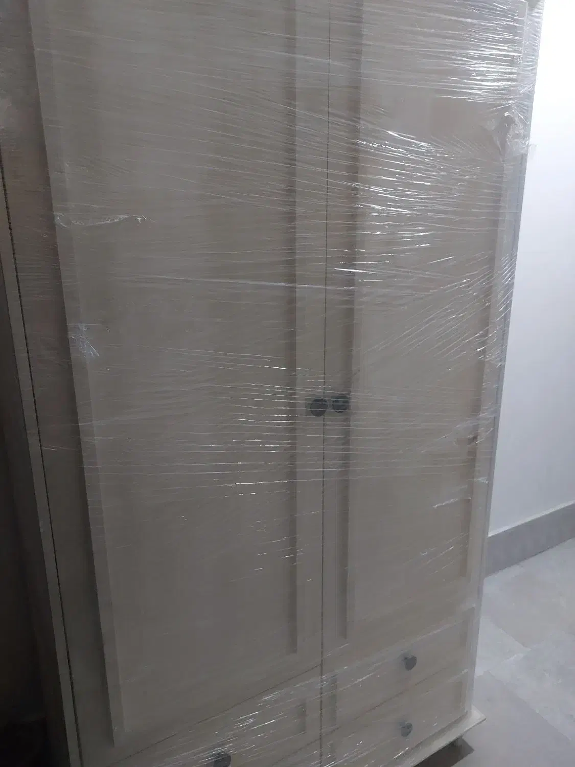 کمد نو دو در چهار کشو|جاکفشی، کمد، دراور|هشتگرد, شهرک گلخانه|دیوار