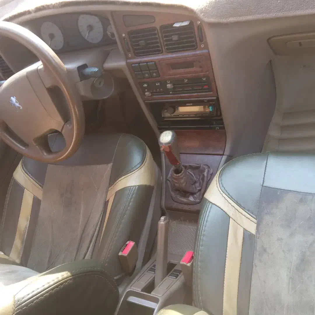 پارس ۹۲ چند تیکه رنگ قیمت ۴۲۰|خودرو سواری و وانت|بندرعباس, |دیوار