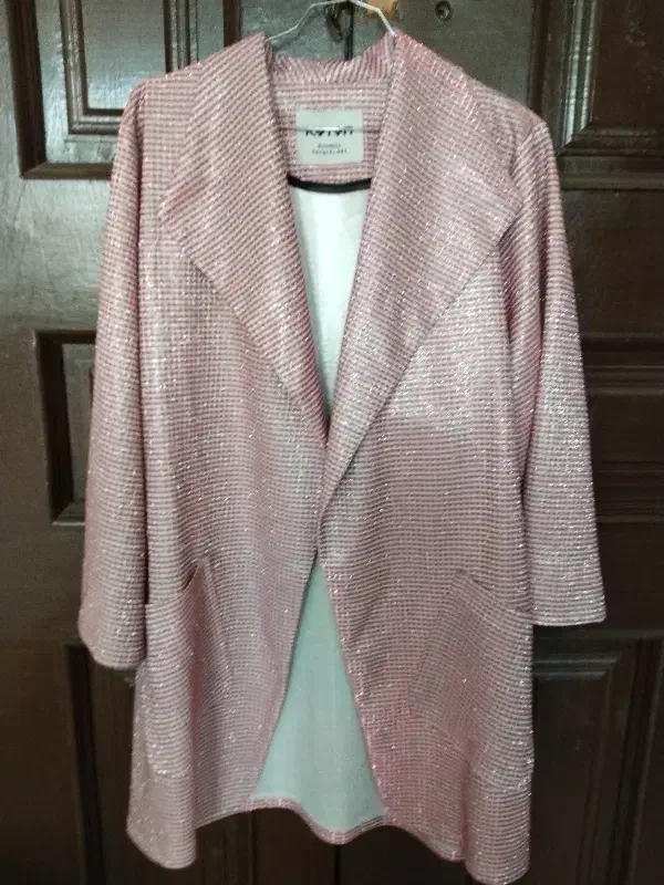 کت مجلسی|لباس|اندیشه, اندیشه فاز ۱|دیوار