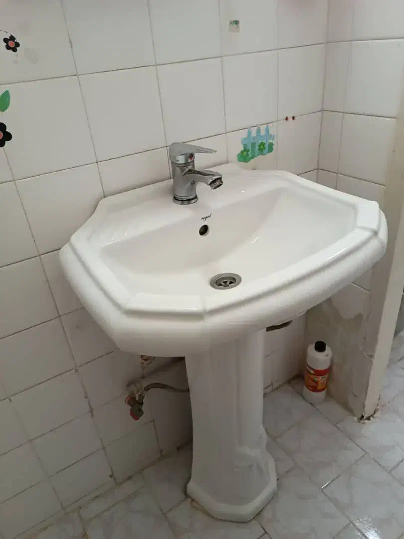 روشویی|لوازم سرویس بهداشتی|رشت, باهنر|دیوار