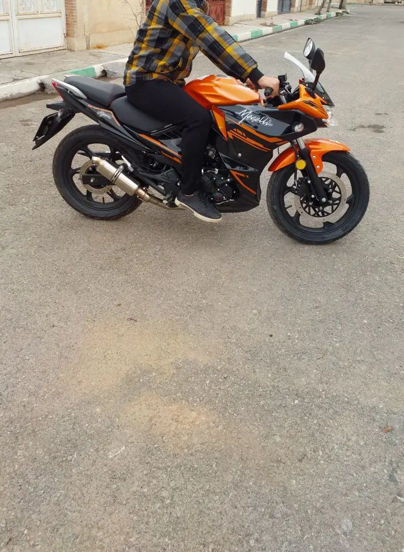 موتورسیکلت مگلی ۲۰۰ صفرکیلومتر مدل۱۴۰۳|موتورسیکلت|اراک, |دیوار