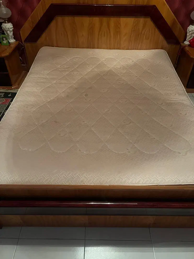 خوشخواب دو نفره|تخت و سرویس خواب|ساری, |دیوار