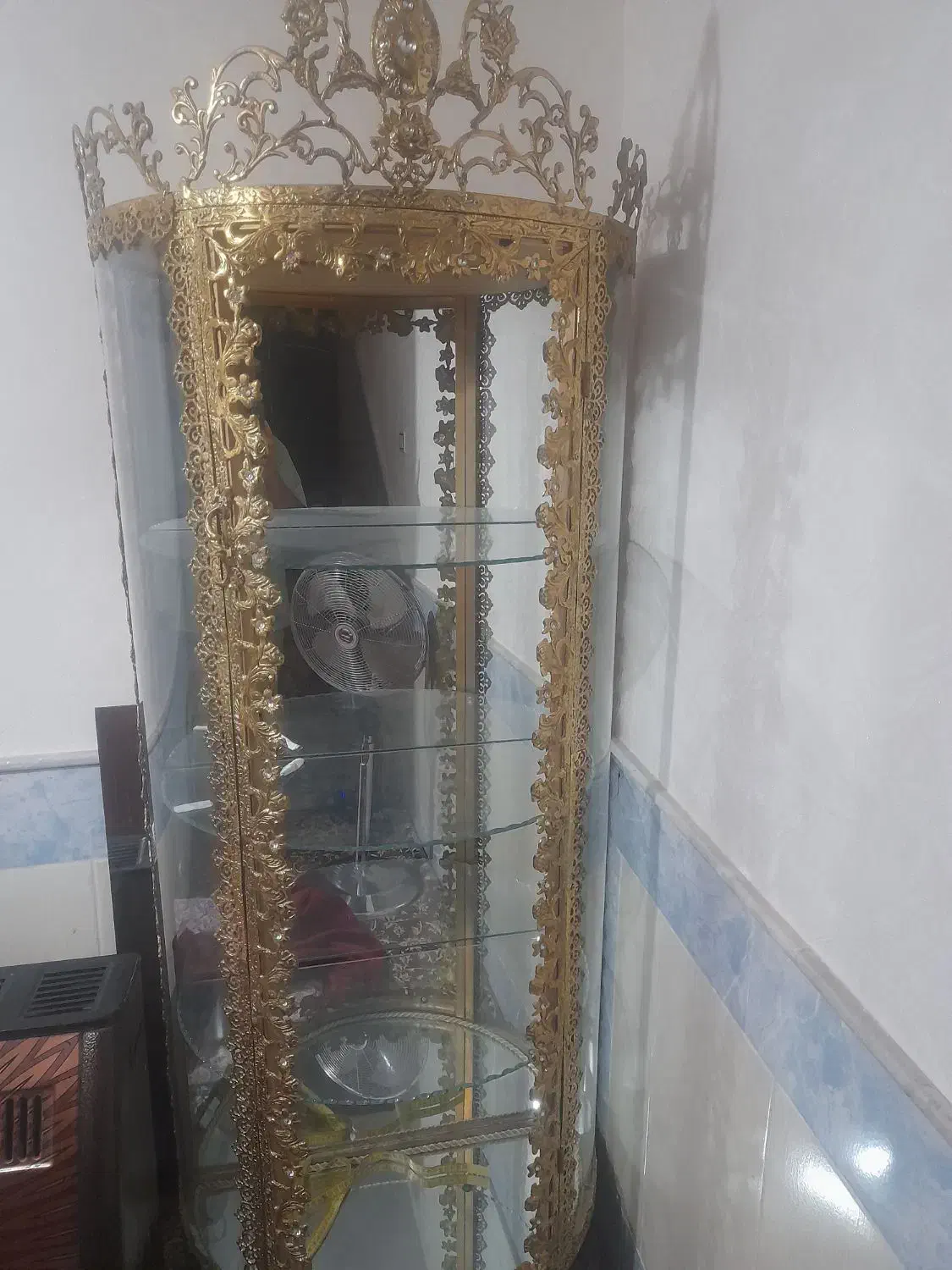 ویترین برنز درحد نو|بوفه، ویترین، کنسول|قم, علی آباد سعدگان|دیوار