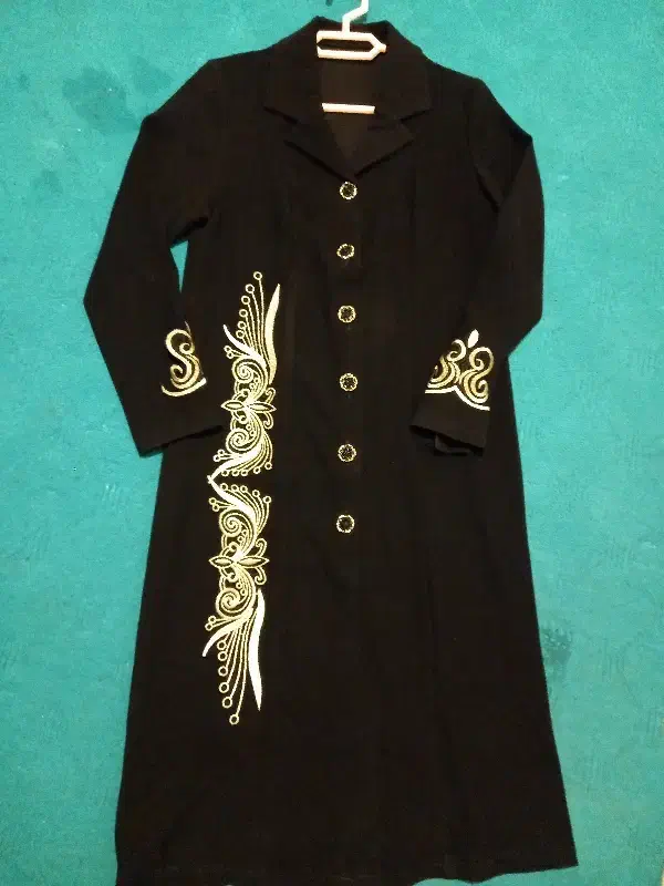 مانتو مزونی|لباس|دوگنبدان, |دیوار