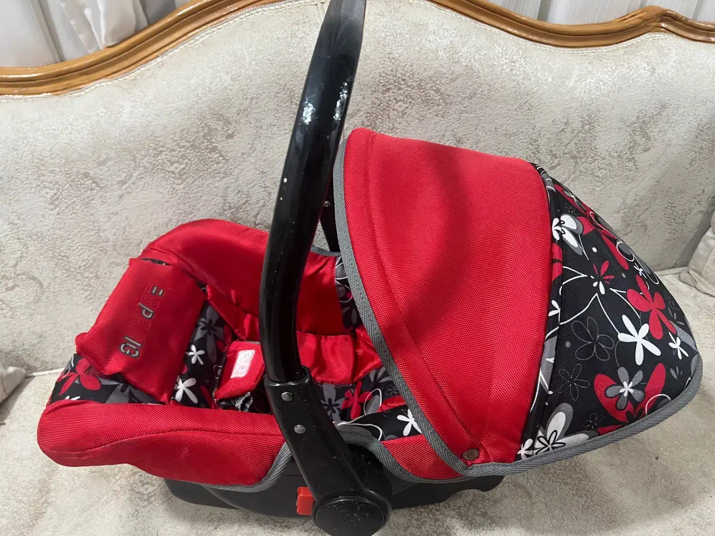 کریر در حد نو|کالسکه و لوازم جانبی|بندر ماهشهر, |دیوار