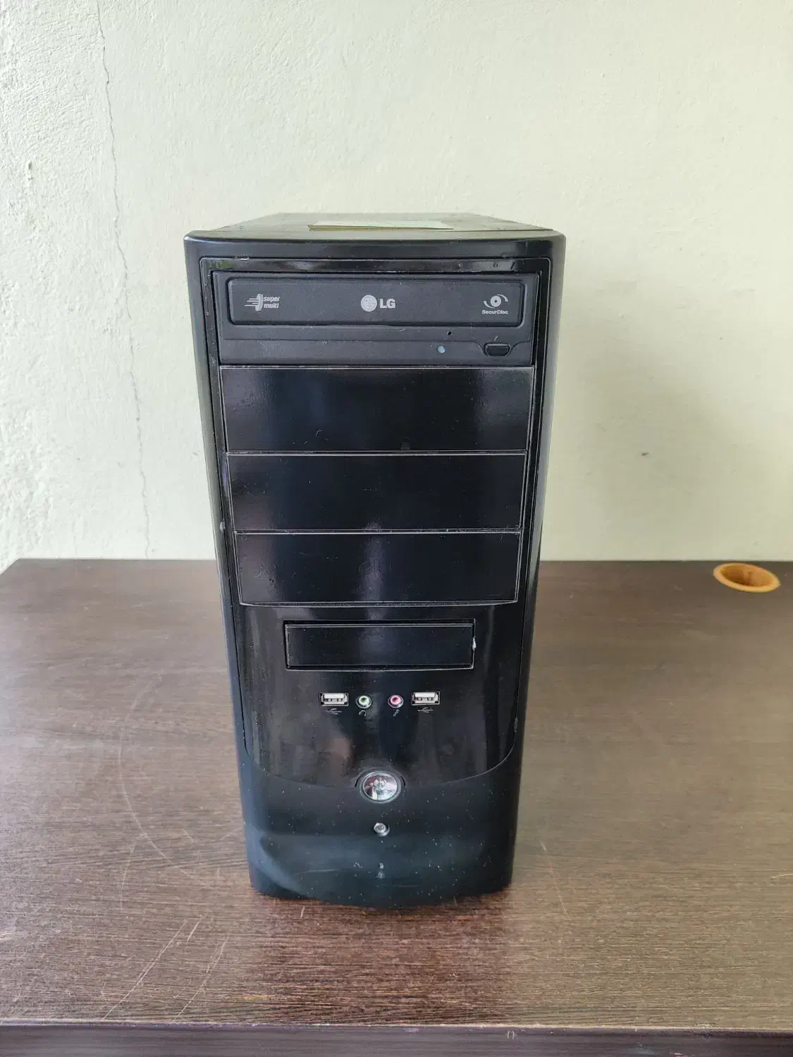 کامپیوتر i3 نسل ۴ رم ۸ ddr3 هارد ۵۰۰وssd گرافیک ۲|رایانه رومیزی|چالوس, |دیوار