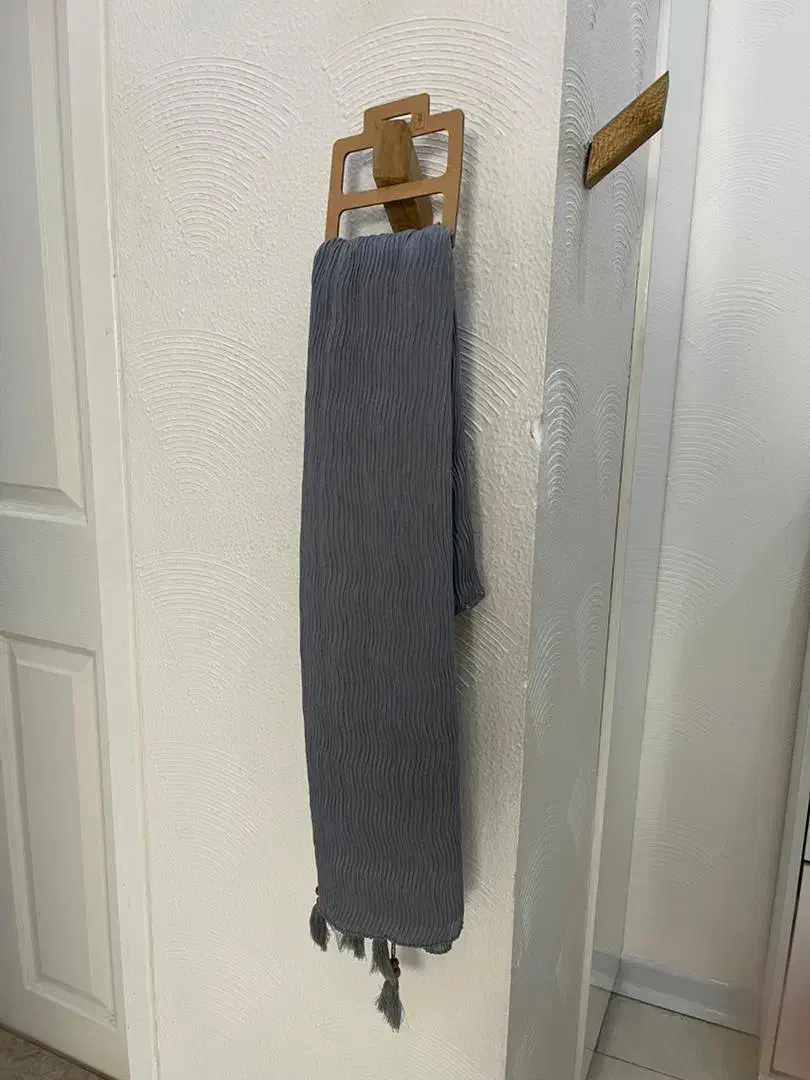 شال|لباس|شاهین‌شهر, مخابرات (شهید بهشتی)|دیوار