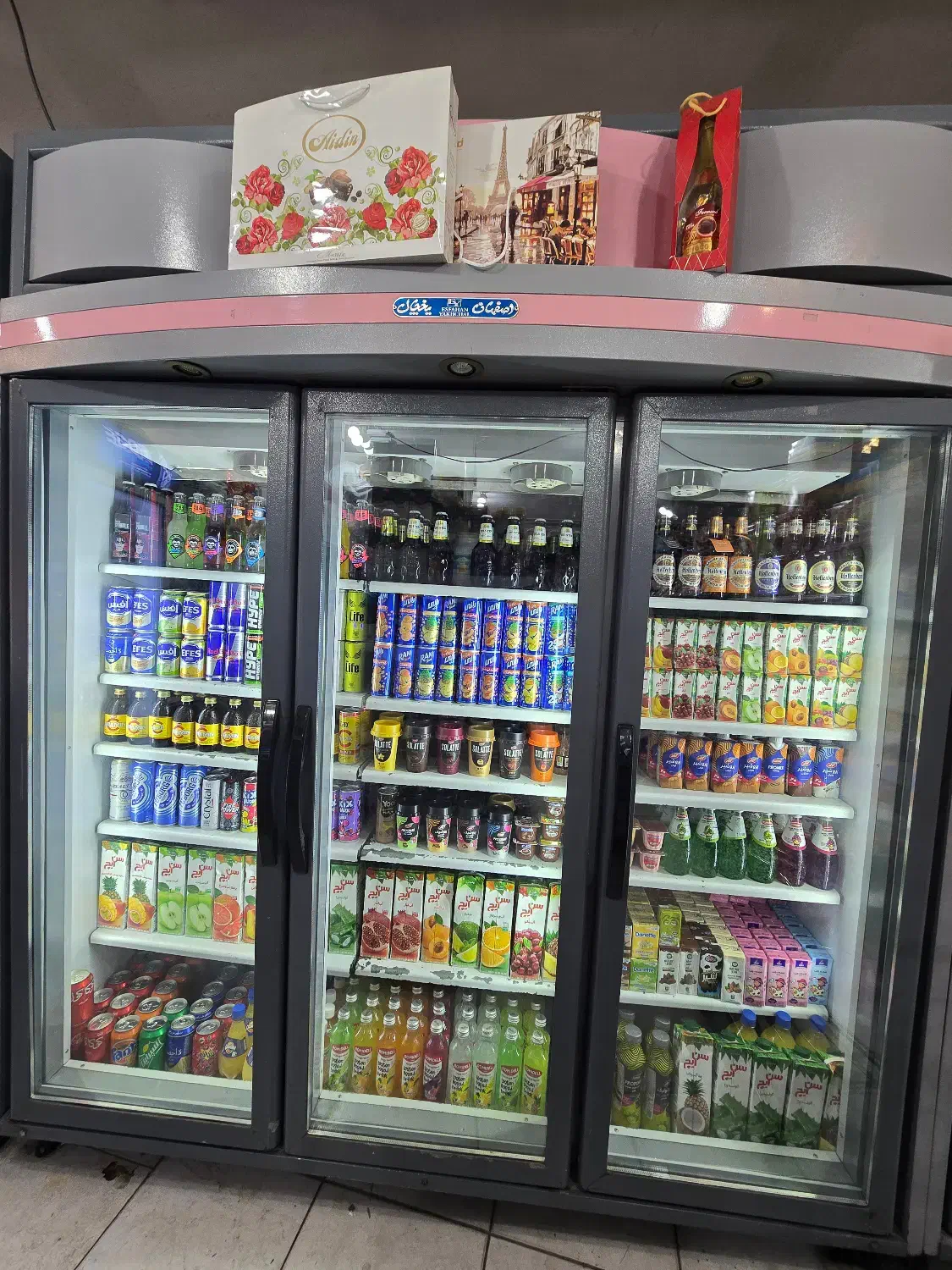 یخچال سه درب و فریزر|فروشگاه و مغازه|اصفهان, جلفا|دیوار